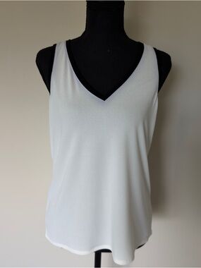 Express Sleeveless White V-Neck Tank Top